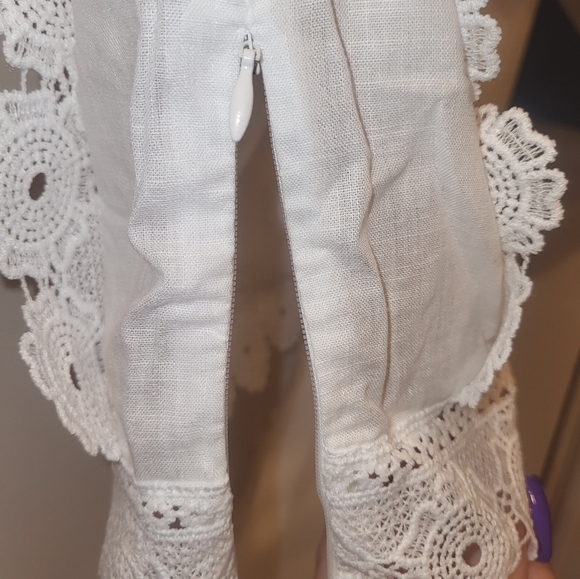 NEW WITHOUT TAGS EMBROIDERED TOP. SUPER CUTE. - Picture 6 of 6